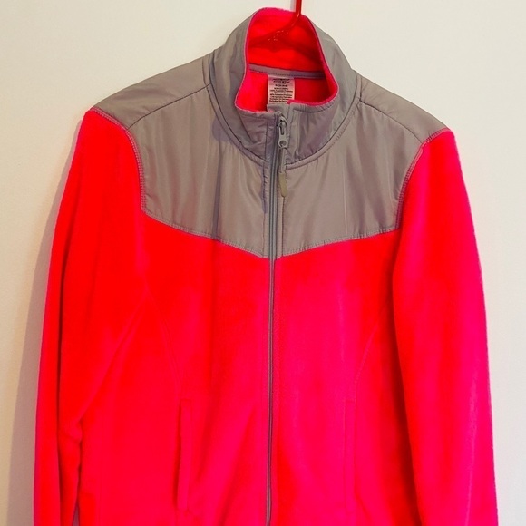Athletic winter jacket with zipper women’s sports jacket size small pre owned - Picture 1 of 16